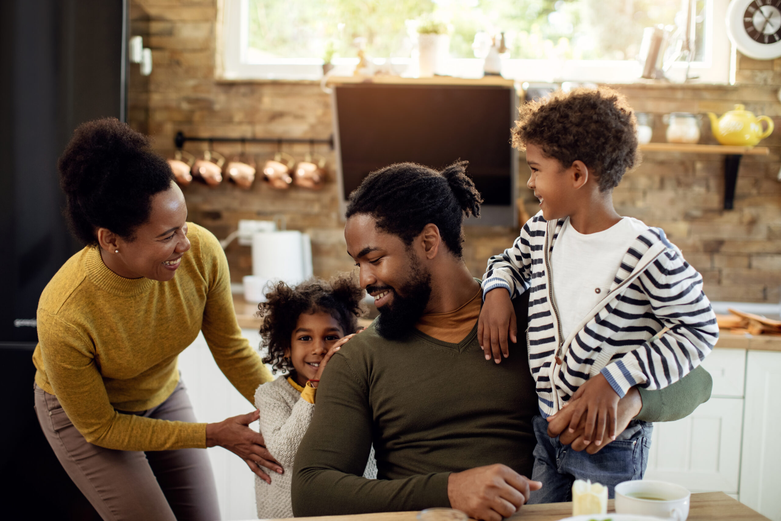 Permis de travail en famille Au Canada